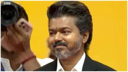 വീണ്ടും യു-ടേൺ അടിച്ച് വിജയ് സർക്കാർ: തമിഴ്നാട്ടിൽ വിവരാവകാശ നിയമത്തിൻ്റെ പരിധിയിൽ നിന്ന് പൊലീസിനെ ഒഴിവാക്കി, പിന്നീട് തിരുത്തി