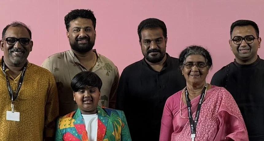 ബുസാൻ ഫിലിം ഫെസ്റ്റിവലിൽ ശ്രദ്ധാകേന്ദ്രമായി ദിലീഷ് പോത്തൻ; മലയാളത്തിന് അഭിമാനമായി ‘ചെവിട്ടോർമ്മ’