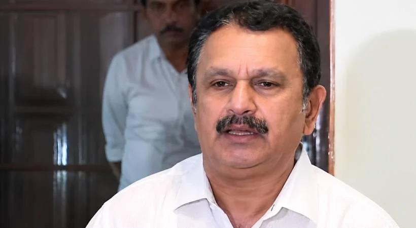 സുരേഷ് ഗോപി നൽകുന്നത് എയിംസ് എവിടെയും വരില്ലെന്ന സൂചന, ഇനി അതും പറഞ്ഞ് വോട്ട് ചോദിച്ചു പോകാൻ പറ്റില്ല: കെ. മുരളീധരൻ