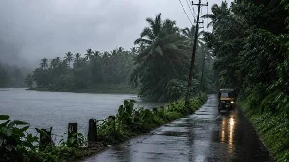 സംസ്ഥാനത്ത് ഇന്നും നാളെയും വ്യാപകമഴ; ഇന്ന് ഒമ്പത് ജില്ലകളില് യെല്ലോ അലര്ട്ട്