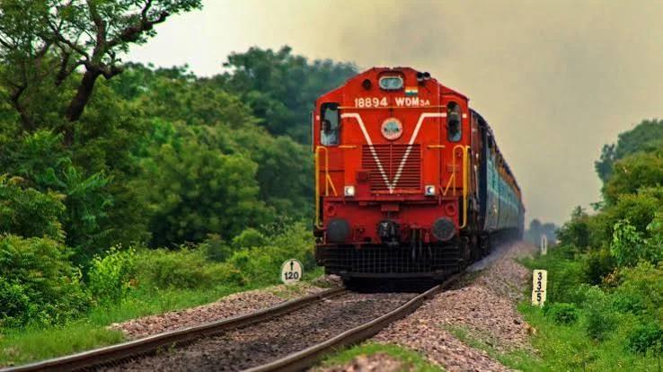 സിജെപിക്കെതിരെ പ്രതിരോധമൊരുക്കാനുള്ള നീക്കം, റെയിൽവേ റദ്ദാക്കിയത് 245 സർവീസുകൾ