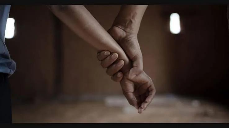 സിനിമയിൽ അവസരം തരാമെന്ന് പറഞ്ഞ് പ്ലസ് വൺ വിദ്യാർത്ഥിനിയെ 75 കാരകൻ പീഡിപ്പിച്ചെന്ന് പരാതി, പോക്സോ ചുമത്തി കേസെടുത്തു