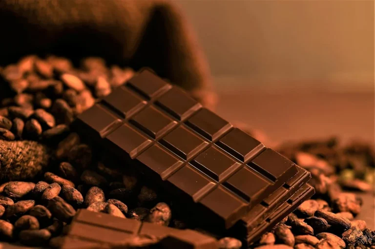 99-cocoa-ultimate-dark-chocolate-pure-intense-dark-chocolate-8931500335861-anuttama-6634943