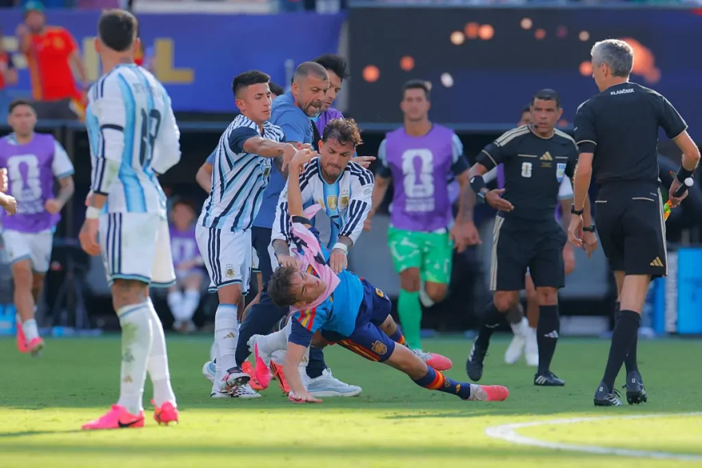paredes-red-card-spain-vs-argentina-2026-world-cup-final-clash-jpg