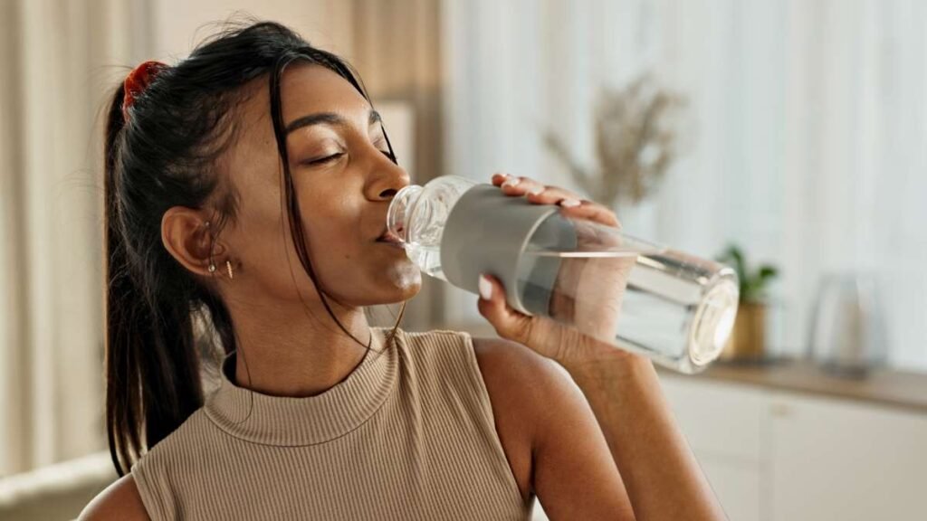 woman-drinking-water (1)